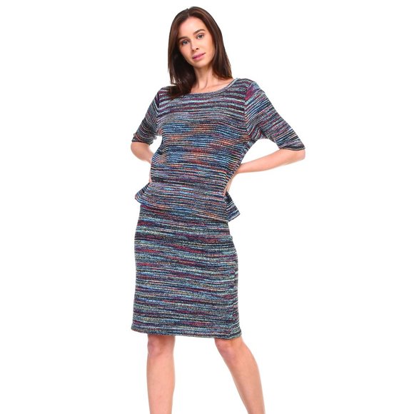 Tori Top - Picture 3 of 3